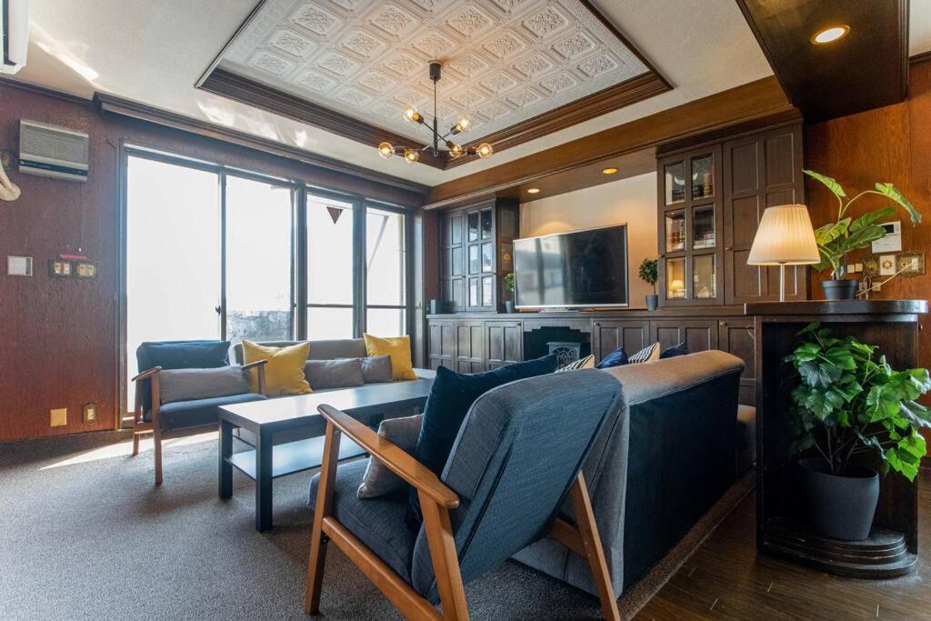 Sanacion Motomachi 7 なんばで150平米の広々空間 最大14名 Netflix見れます Apartment Osaka Exterior foto